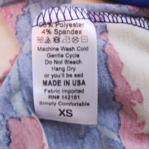 LuLaRoe Irma Triangle Printed High Low Tunic - Picture 6 of 6